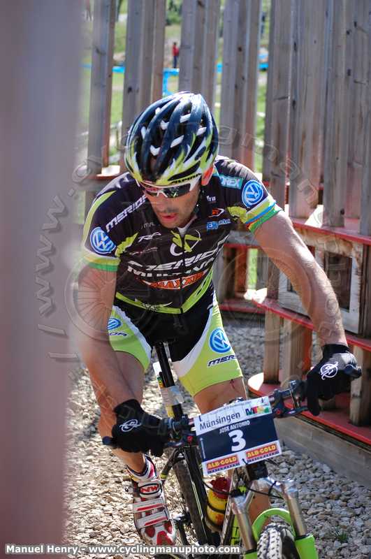 003_6-Jose Antonio Hermida